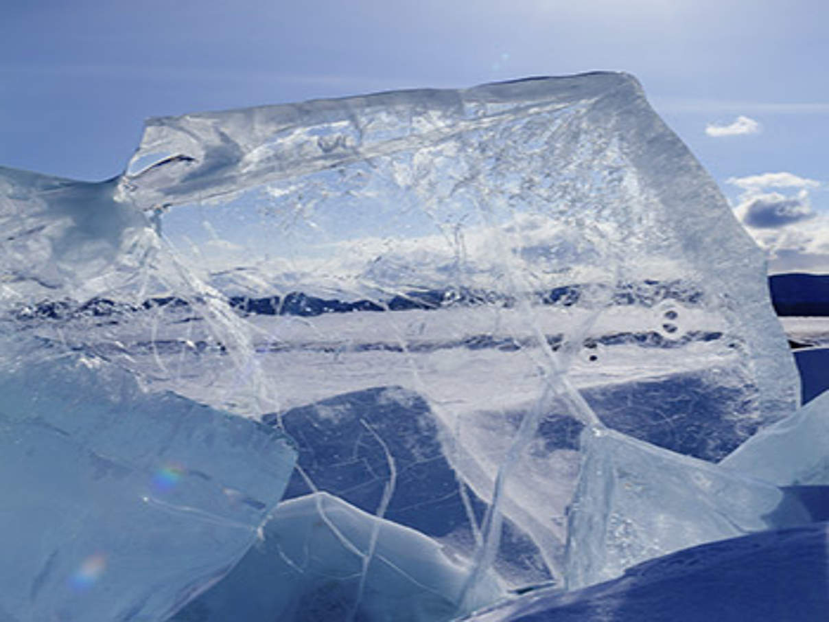 350 Arktiseis c iStock Getty Images Arktisches Wintereis © iStock / Getty Images